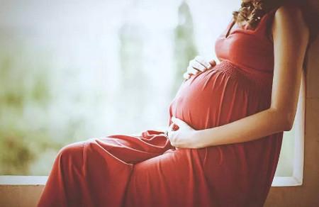 孕妇9小时生产过程，分析顺产剖腹产优缺点！