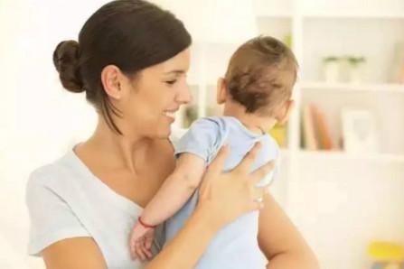 猛烈摇晃宝宝头部的后果有多严重？正确安抚宝宝的方法