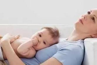 生完宝宝后一点也不开心，这是怎么了？