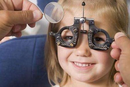 儿童验光配镜的步骤主要分为哪六步？有什么原则？