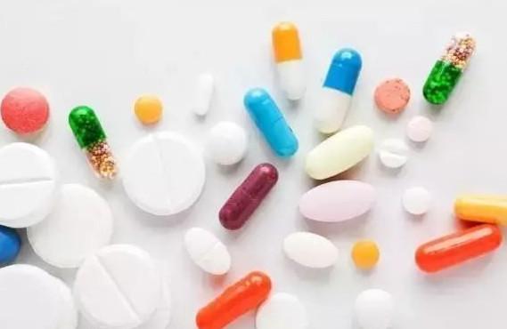 怀孕期间服用哪些药物会引起胎儿畸形？