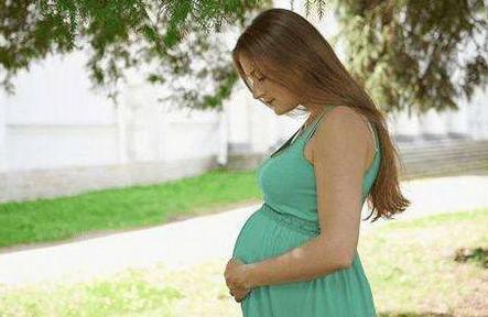 孕晚期外出要注意哪些事项？