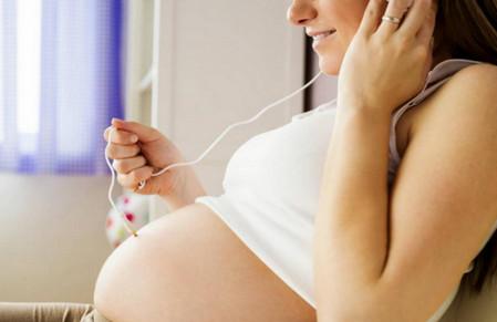 怀孕期间的孕妇需要运动吗？如何不伤胎儿有利于健康？