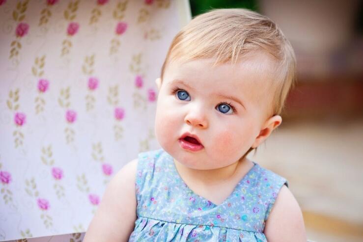 怎么看宝宝是不是方颅 方颅宝宝头型方正有棱角