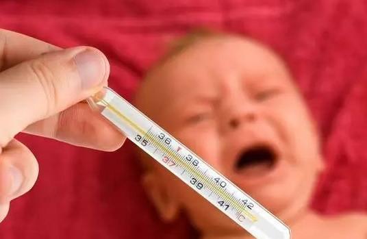 宝宝肺炎有哪些症状？多病之秋如何预防宝宝肺炎？