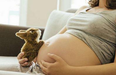 女人生孩子多大岁数算是高龄产妇？高龄女性孕前评估！