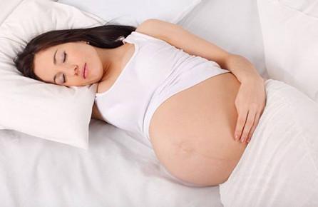 为什么孕妇睡觉要左侧躺？孕晚期该如何睡？