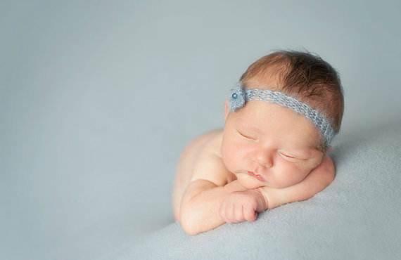 新生儿体温多少度算正常 新生儿体温与成人有区别要注意
