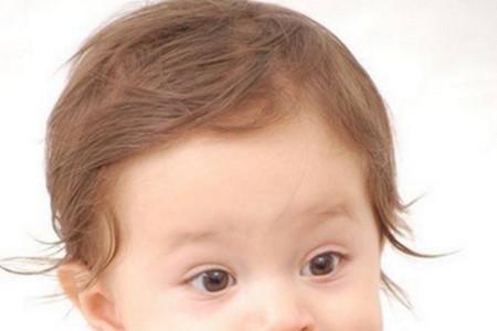 6个月宝宝爱摇头怎么回事？