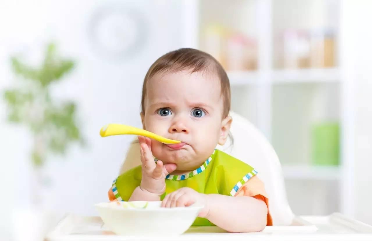 宝宝挑食不爱吃饭是怎么回事?父母也有责任!