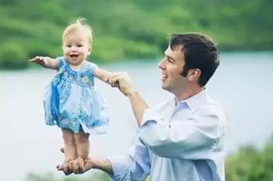 爸爸和女儿常见的相处模式，父女相处要注意什么？