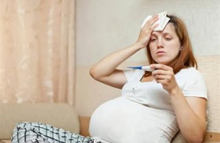 孕妇感冒了能吃药吗？孕妈能做点什么帮助缓解感冒？
