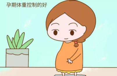 上产床后，产妇一句话让助产师夸赞：看来是行家呀