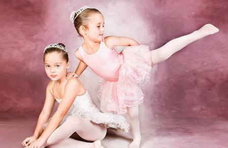 六岁女孩学跳舞下腰致瘫痪，聊聊孩子跳舞时的安全问题