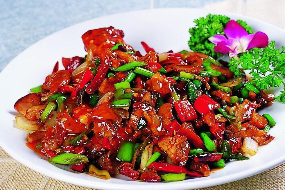 肘子炒什么菜好吃 所谓黄金搭档大抵如此