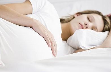 孕妈熬夜对胎宝宝非常不好！6招让孕妈拥有好睡眠！