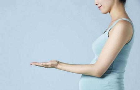 哪些妈妈容易患妊娠高血压？妊娠高血压如何预防？