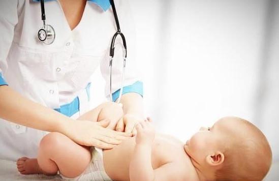 宝宝接种疫苗后，家长需要注意观察什么？