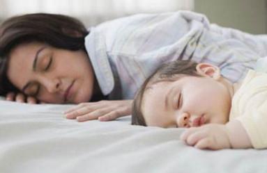 宝宝睡不好影响大！是什么打扰了宝宝的睡眠？