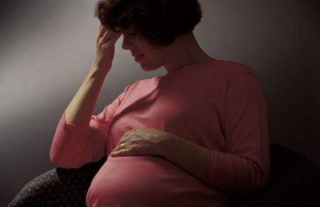 怀孕期间孕妇焦虑是谁的责任？