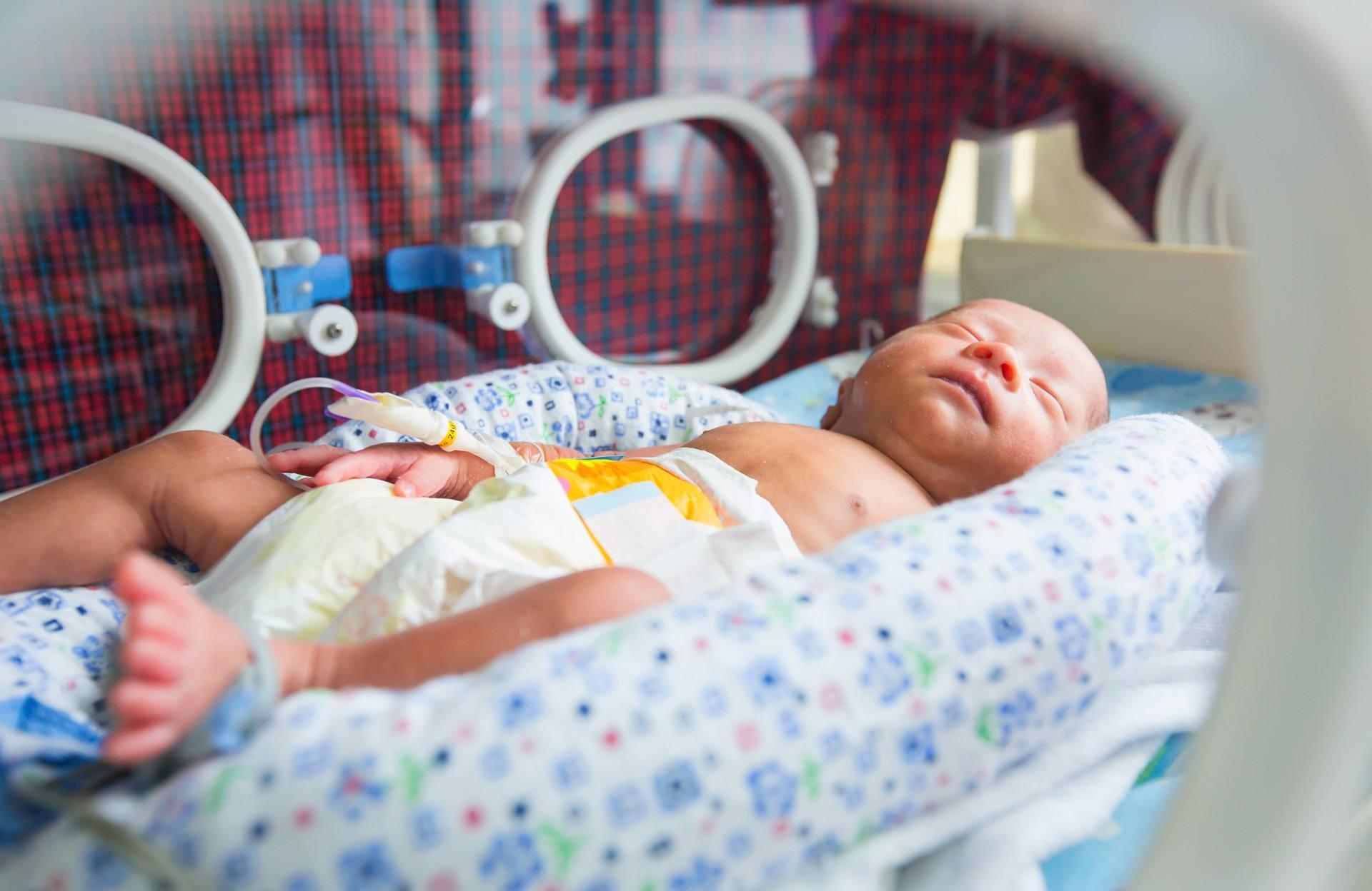新生儿寒冷损伤综合征护理措施 复温是关键