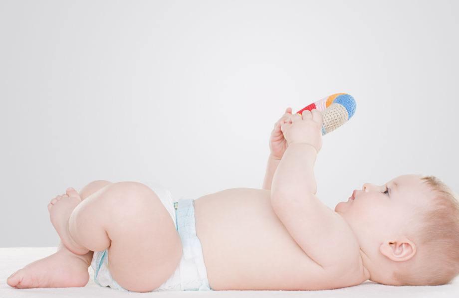 宝宝纸尿裤怎么穿不漏尿 教你4招轻松应对