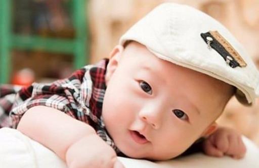 孩子牙龈肿痛，要如何护理和治疗？