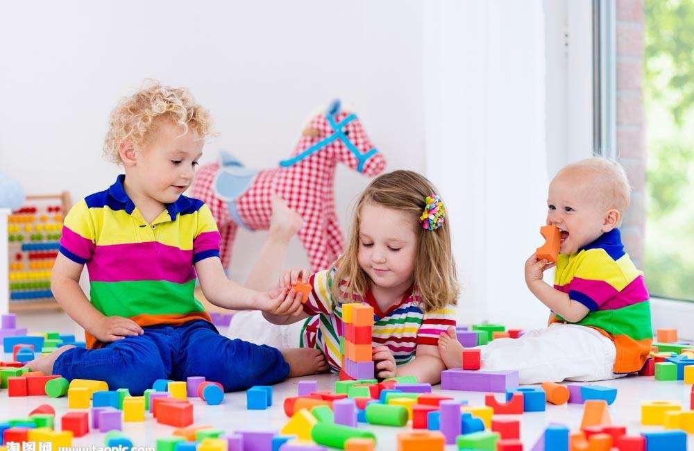 2-3岁宝宝玩具推荐 最适合2-3岁孩子的玩具清单