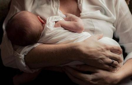 生物养育法可以减少含乳问题？生物养育法在哺乳中的独到作用