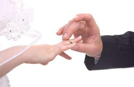 没有性生活的婚姻还能长久吗？无性生活的婚姻像便秘一样！