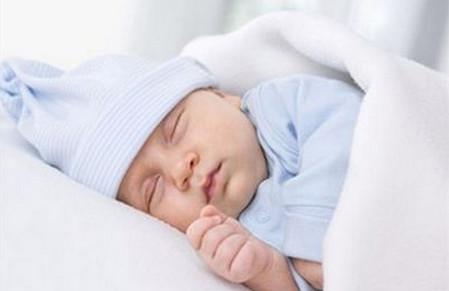 新生宝宝的第一个冬天妈妈应该怎么护理？
