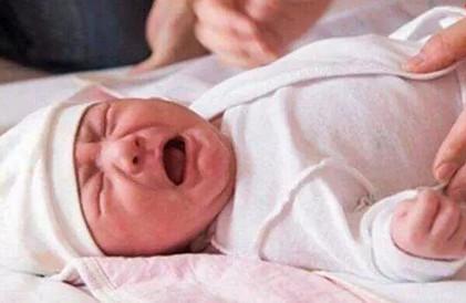 宝宝夜醒可能是由哪些因素导致的？如何避免？