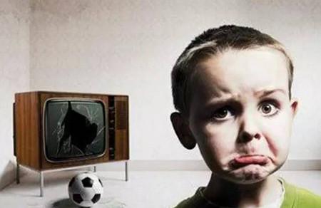 让人讨厌不能忍的熊孩子都有哪些表现？