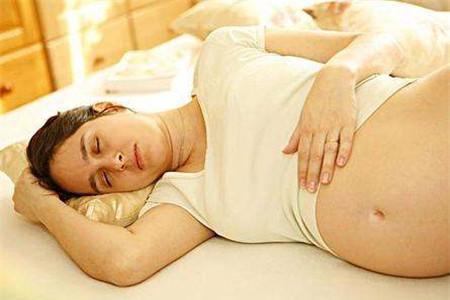 宫角妊娠跟睡姿有关吗 你不知道的神奇效应