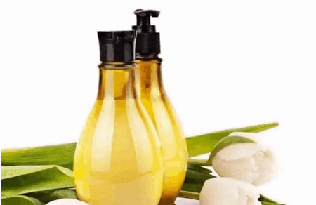 如何用精油来缓解孕期各种不适？