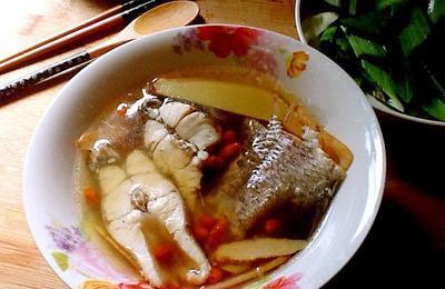 黄芪枸杞鲈鱼汤 帮助增强免疫力的养生药膳