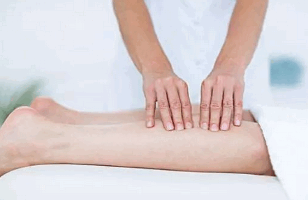 孕妈妈为什么总是大腿中间感觉疼呢？