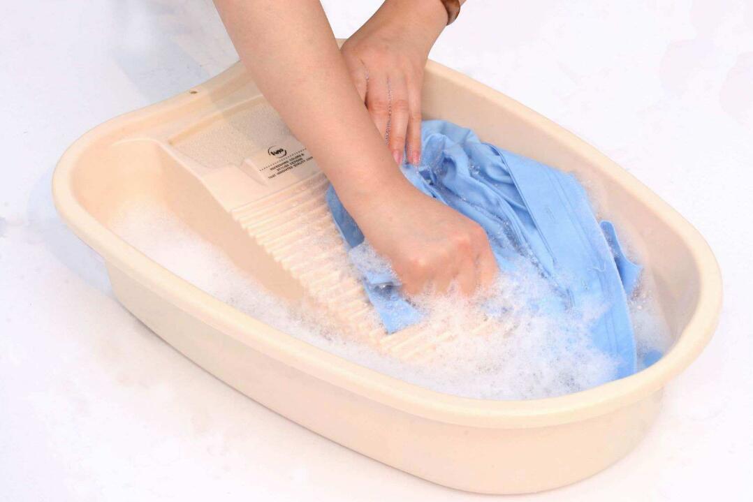 宝宝内裤怎么洗干净 儿童内裤清洗方法如下