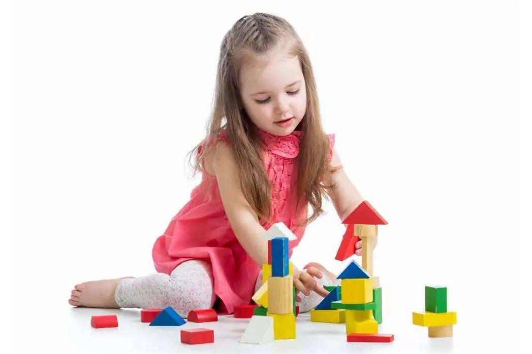 不同月龄宝宝玩积木的方法 搭积木诀窍