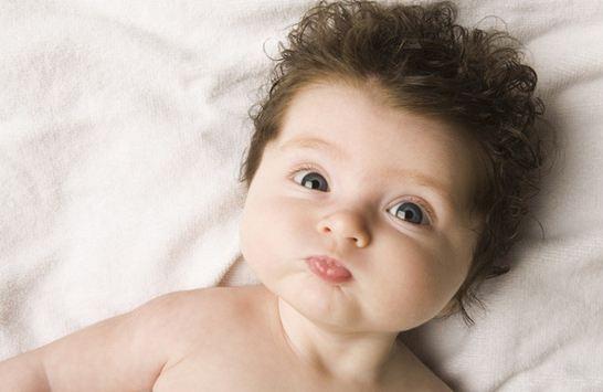 新生儿鼻泪管堵塞怎么办 护理与治疗方法是什么
