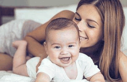 婆婆、妈妈、月嫂、老公，到底谁才是伺候月子的最佳人选？