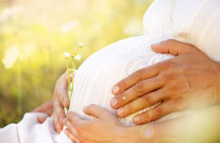 孕期多吃鱼宝宝更聪明？如何掌握正确的孕期保健知识呢？