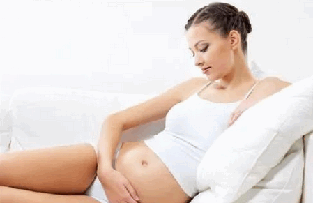 怀孕凸肚脐生儿子可能会导致你难产哦！