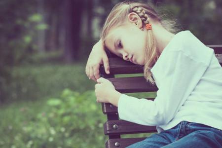 一岁多的孩子动不动撒泼哭闹，到底是怎么回事？