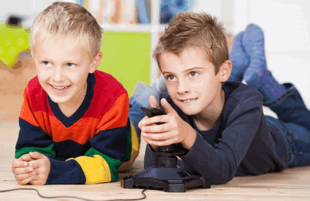 美国幼儿园的教室里不装摄像头？保护孩子我们可以做些什么？