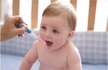 给宝宝喂药成世纪难题？这里有7个大招请直接收藏！