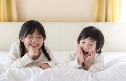 预防宝宝蛀牙，这3个阶段7个方法家长要知道！
