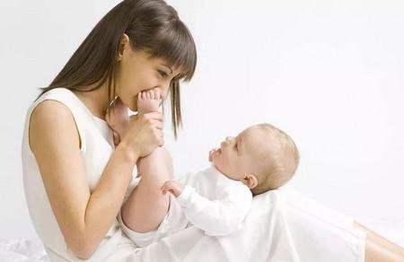 如果宝宝满了3岁，妈妈请不要再在孩子面前做这件事！