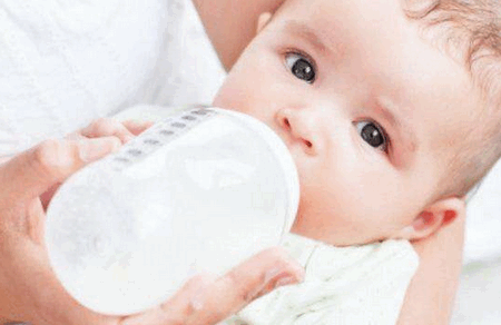 如果母乳不足，宝宝只能喝奶粉吗？