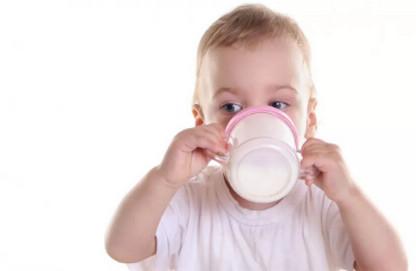 配方奶粉喝到几岁比较好？3、4段奶粉真的有必要喝吗？